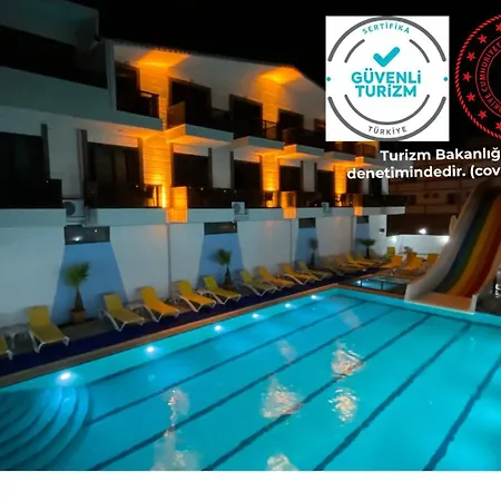 Atas Aqua Avsa Hotel