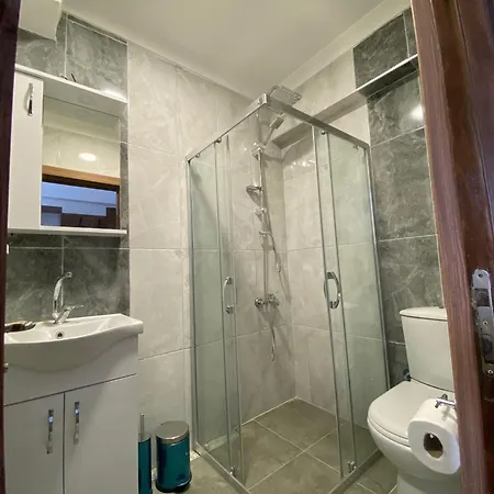 Hotel Atas Aqua Avsa