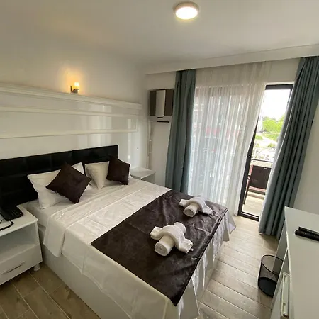 Hotel Atas Aqua Avsa Avsa Adasi